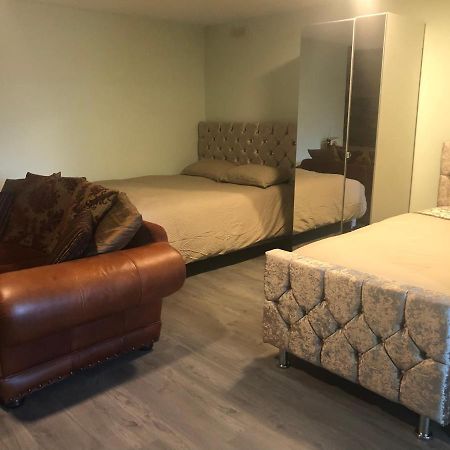 Treetops Flat4 Hall Green B28 Birmingham Exteriör bild
